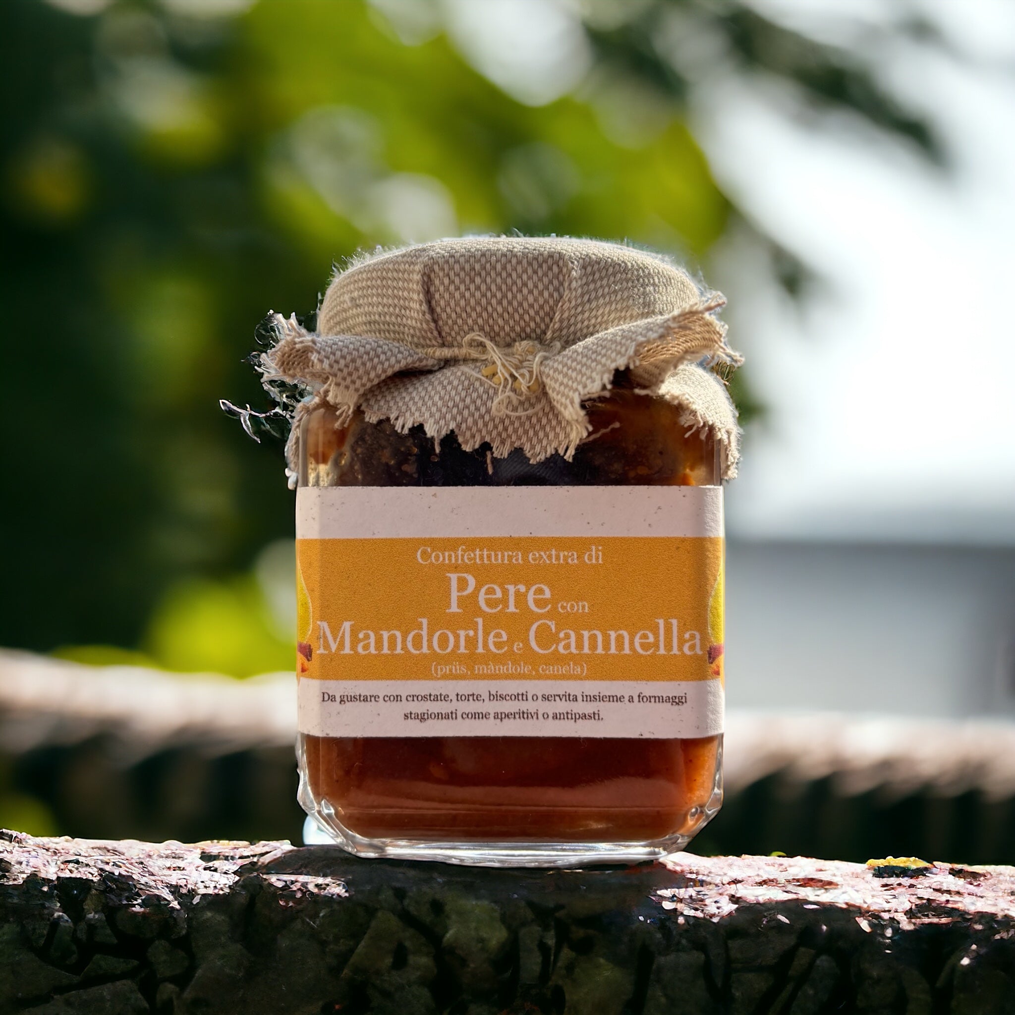 Confiture de poire, amande et cannelle